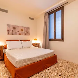 https://sensale-venice.hotelinveneto.com